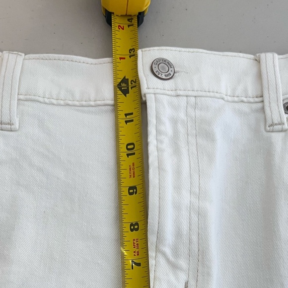 NWT GAP 4" High-Rise Dove Sz 32 | 14 Tall Shorts - Picture 14 of 16